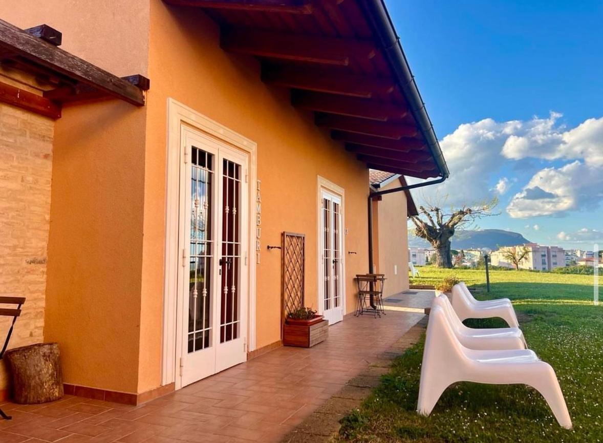 Agriturismo Le Grange Numana Exterior foto
